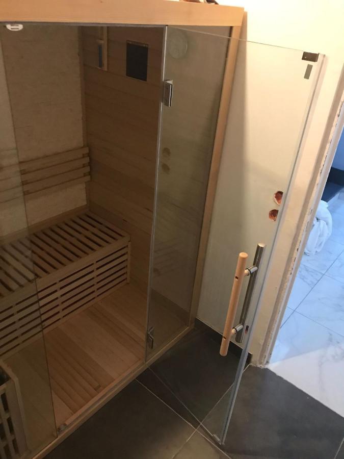 Happy Land Holliday Residential Ξενοδοχείο Épinay-sur-Seine Εξωτερικό φωτογραφία